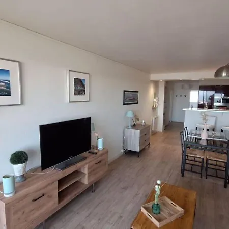 Apartman T3 En Premiere Ligne Vue Bassin, Proche Commerces *